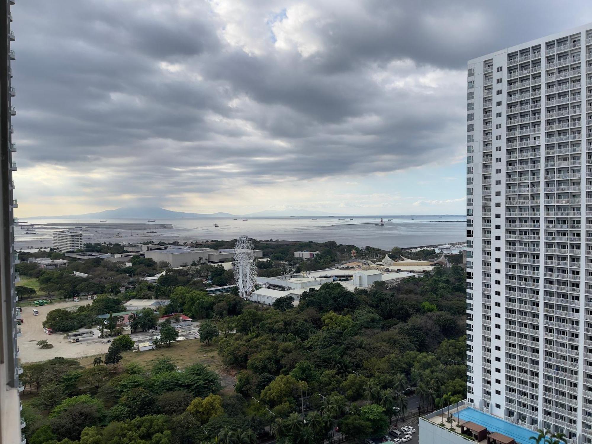 Smdc Coast Residences Pasay Exterior photo